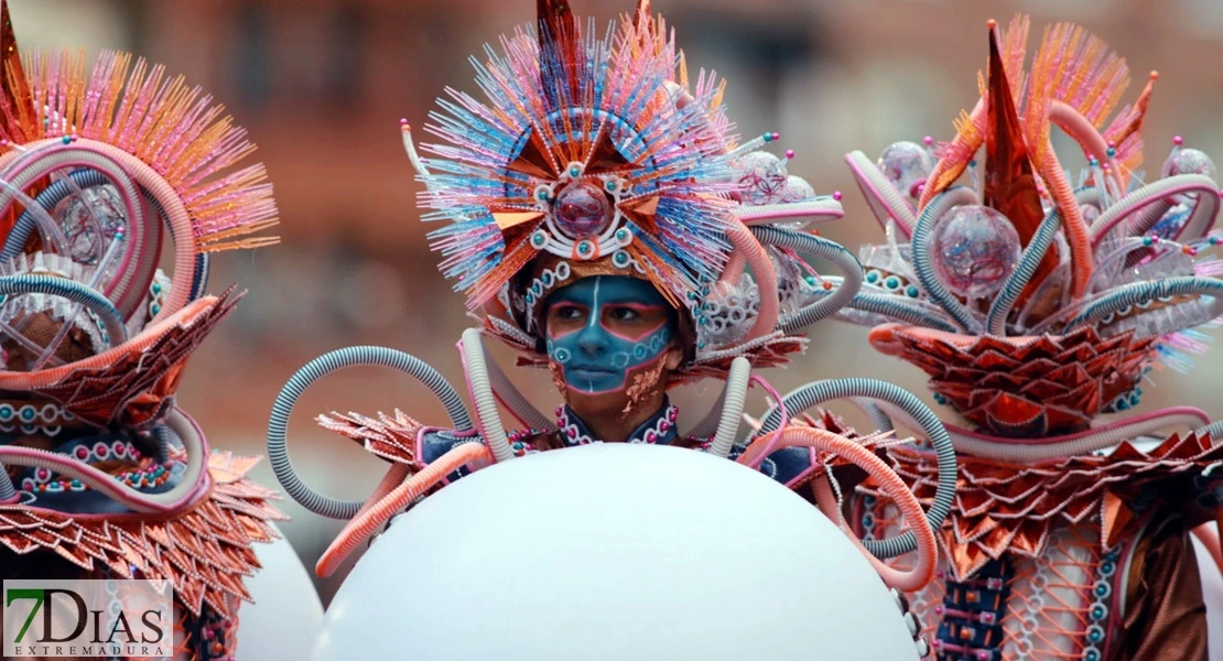 Los mejores primeros planos del Desfile de Carnaval de Badajoz 2025