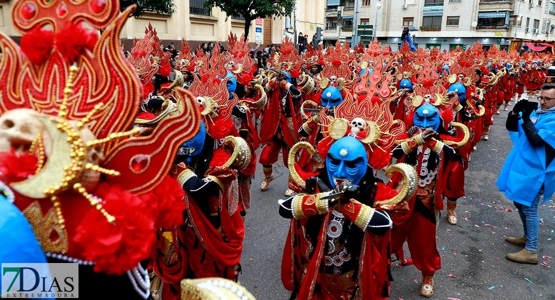 Los mejores planos generales del Desfile de Carnaval de Badajoz 2025