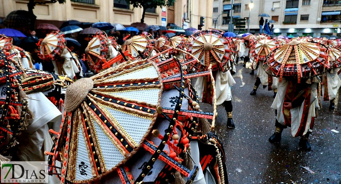 Los mejores planos generales del Desfile de Carnaval de Badajoz 2025