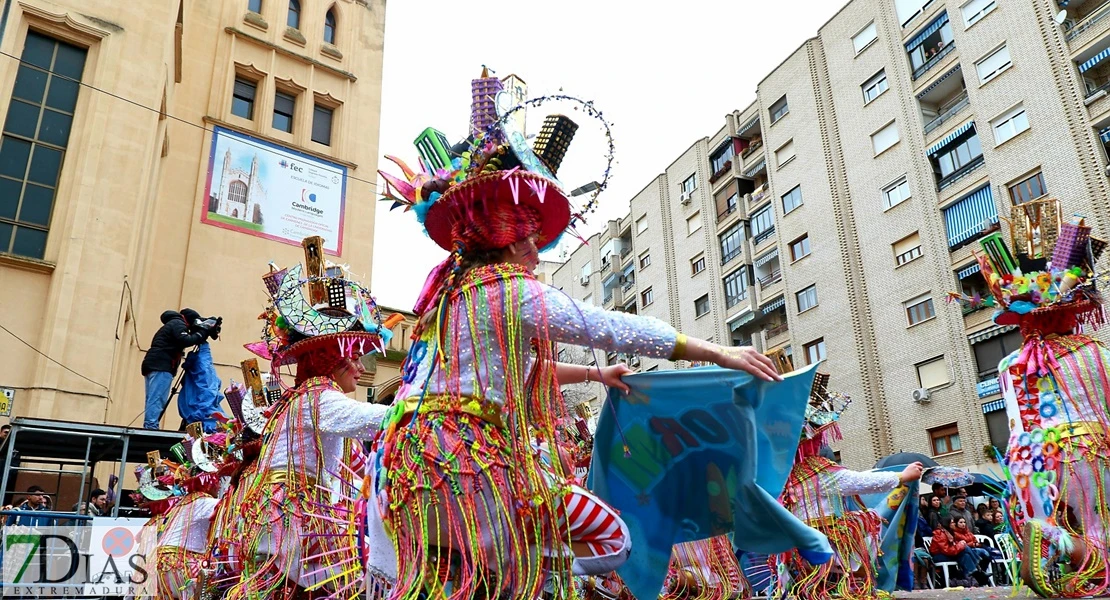 Los mejores planos generales del Desfile de Carnaval de Badajoz 2025