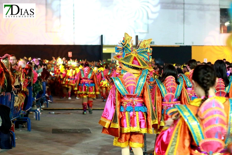 FALTAN FOTOS EDU Gran ambiente en la Gran Gala para cerrar el Carnaval de Badajoz 2025