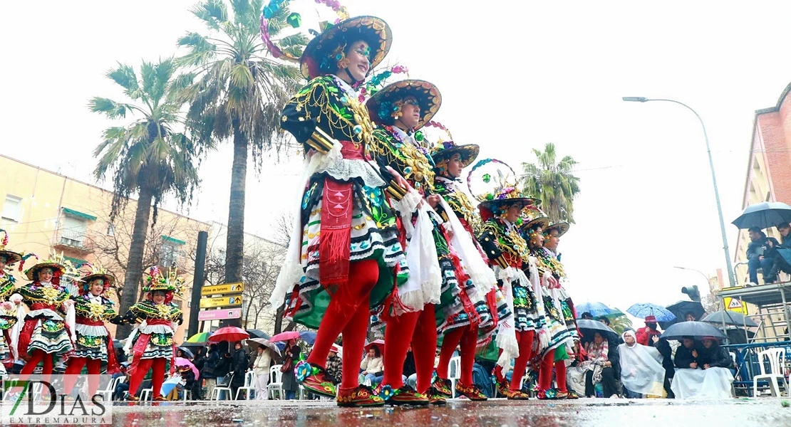 Los mejores planos generales del Desfile de Carnaval de Badajoz 2025