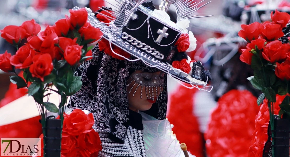 Los mejores primeros planos del Desfile de Carnaval de Badajoz 2025