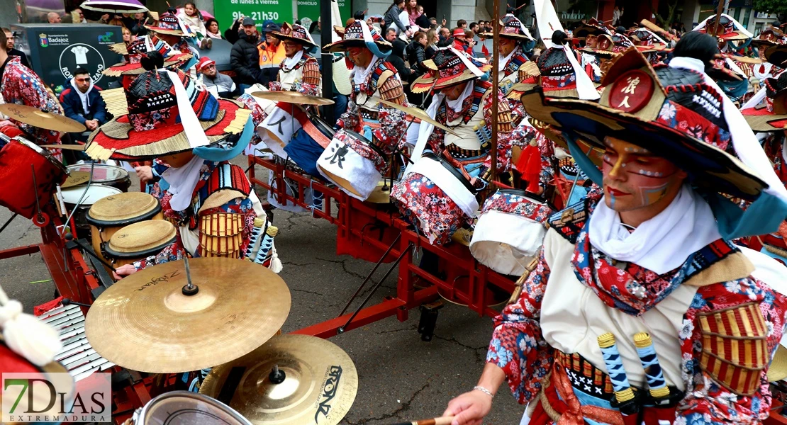 Los mejores planos generales del Desfile de Carnaval de Badajoz 2025