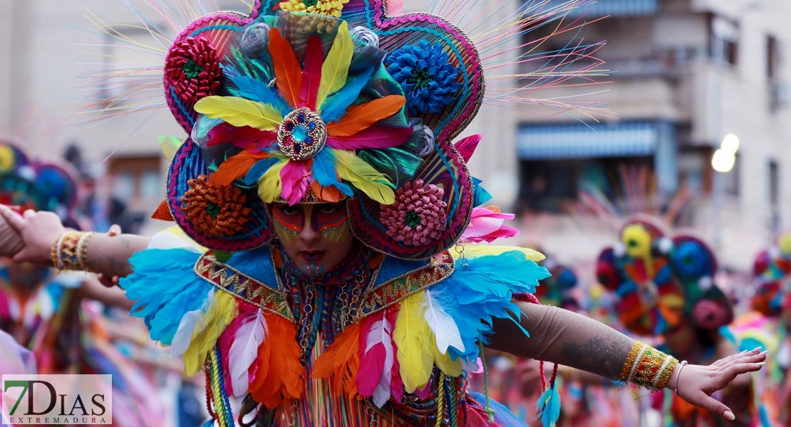 Los mejores primeros planos del Desfile de Carnaval de Badajoz 2025