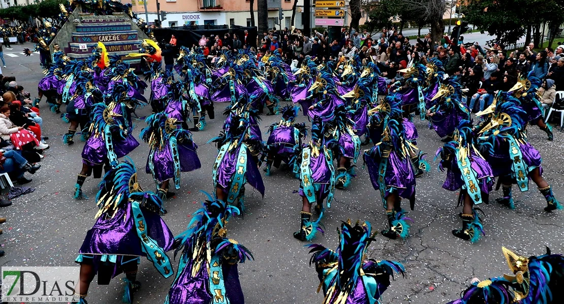 Los mejores planos generales del Desfile de Carnaval de Badajoz 2025