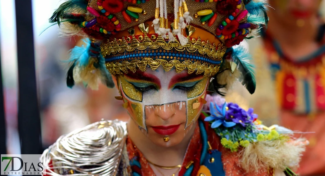 La lluvia no frena el desfile infantil: búscate en las mejores imágenes II