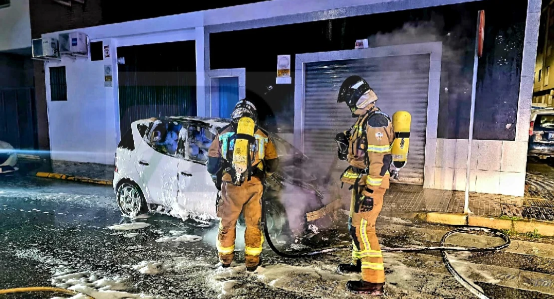 Un nuevo incendio de madrugada en Badajoz