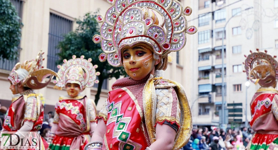 Los mejores primeros planos del Desfile de Carnaval de Badajoz 2025