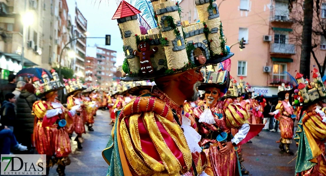 Los mejores primeros planos del Desfile de Carnaval de Badajoz 2025