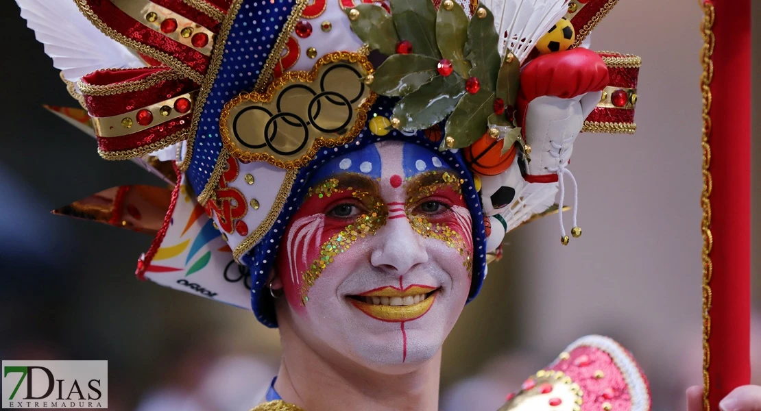 La lluvia no frena el desfile infantil: búscate en las mejores imágenes II