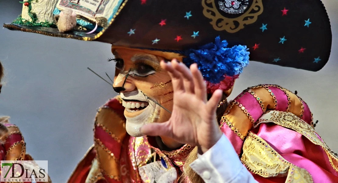 Los mejores primeros planos del Desfile de Carnaval de Badajoz 2025