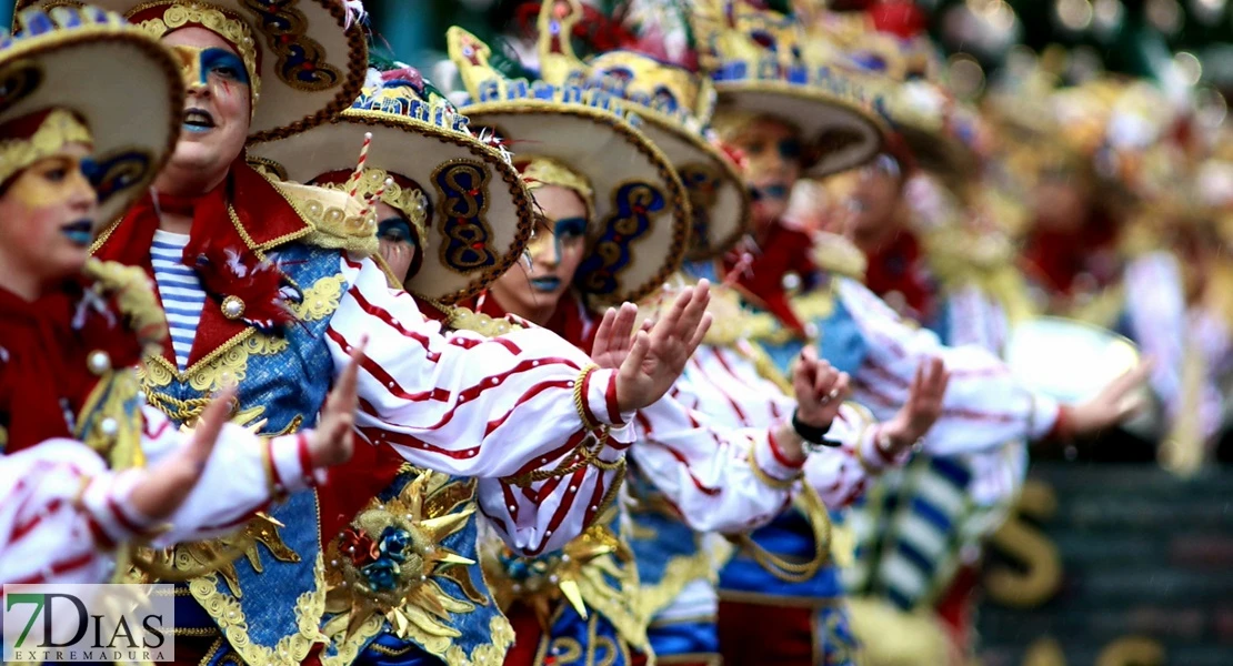 Los mejores planos generales del Desfile de Carnaval de Badajoz 2025