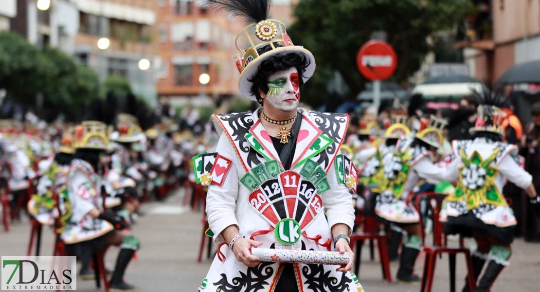 Los mejores primeros planos del Desfile de Carnaval de Badajoz 2025