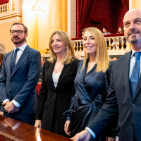 María Guardiola ensalza la tauromaquia: entrega el galardón a la Real Unión de Criadores de Toros de Lidia