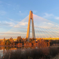 Trasladado tras sufrir una parada cardiorrespiratoria en el Puente Real