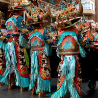 La lluvia no frena el desfile infantil: búscate en las mejores imágenes II