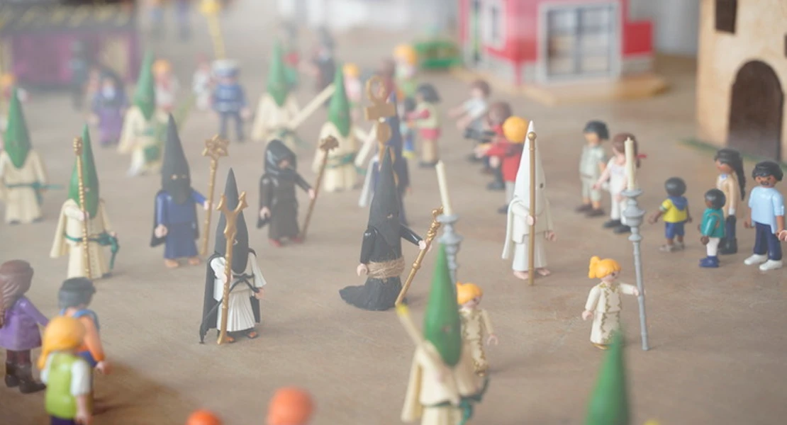 Queda inaugurada esta exposición de la Semana Santa de Don Benito en Playmobil