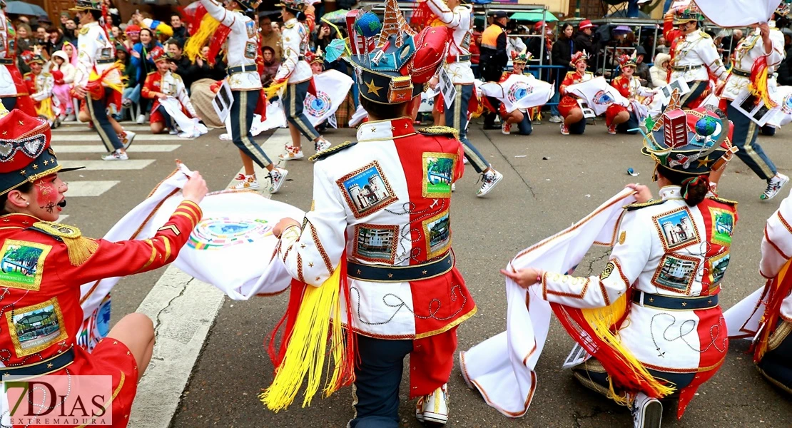 Los mejores planos generales del Desfile de Carnaval de Badajoz 2025