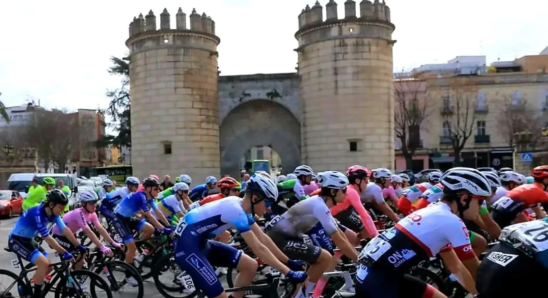 La Vuelta Ciclista a Extremadura vuelve a Badajoz