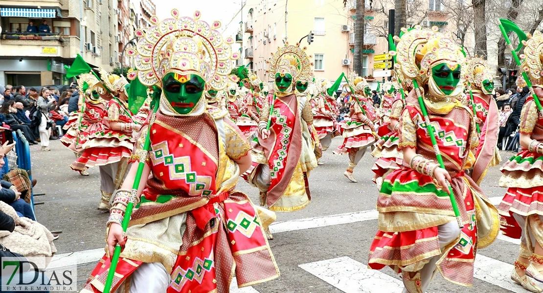 Los mejores planos generales del Desfile de Carnaval de Badajoz 2025