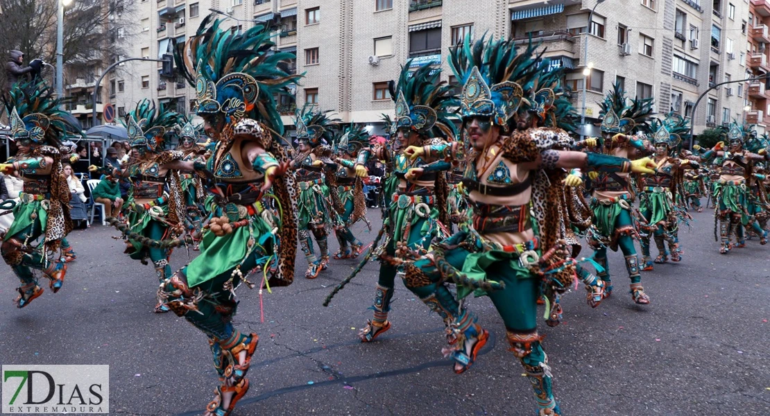 Los mejores planos generales del Desfile de Carnaval de Badajoz 2025