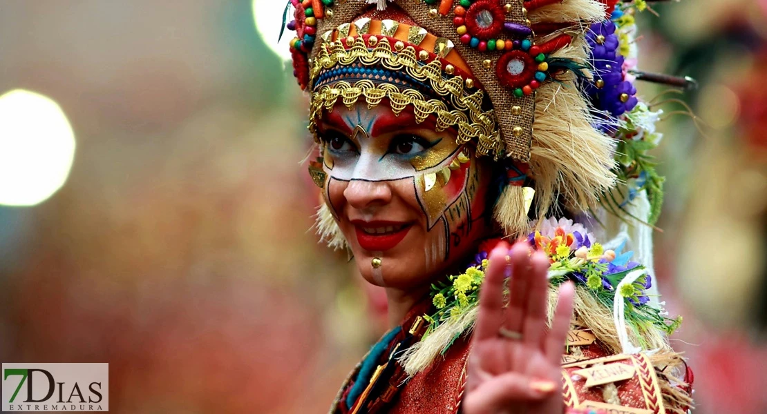 Los mejores primeros planos del Desfile de Carnaval de Badajoz 2025