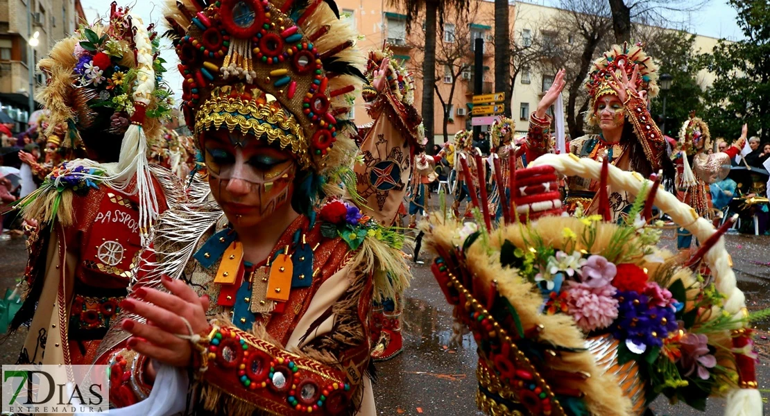 Los mejores primeros planos del Desfile de Carnaval de Badajoz 2025