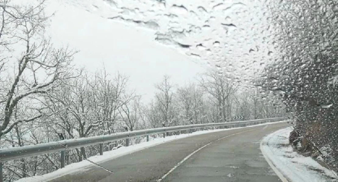 La nieve obliga a cortar otra carretera en Extremadura este domingo