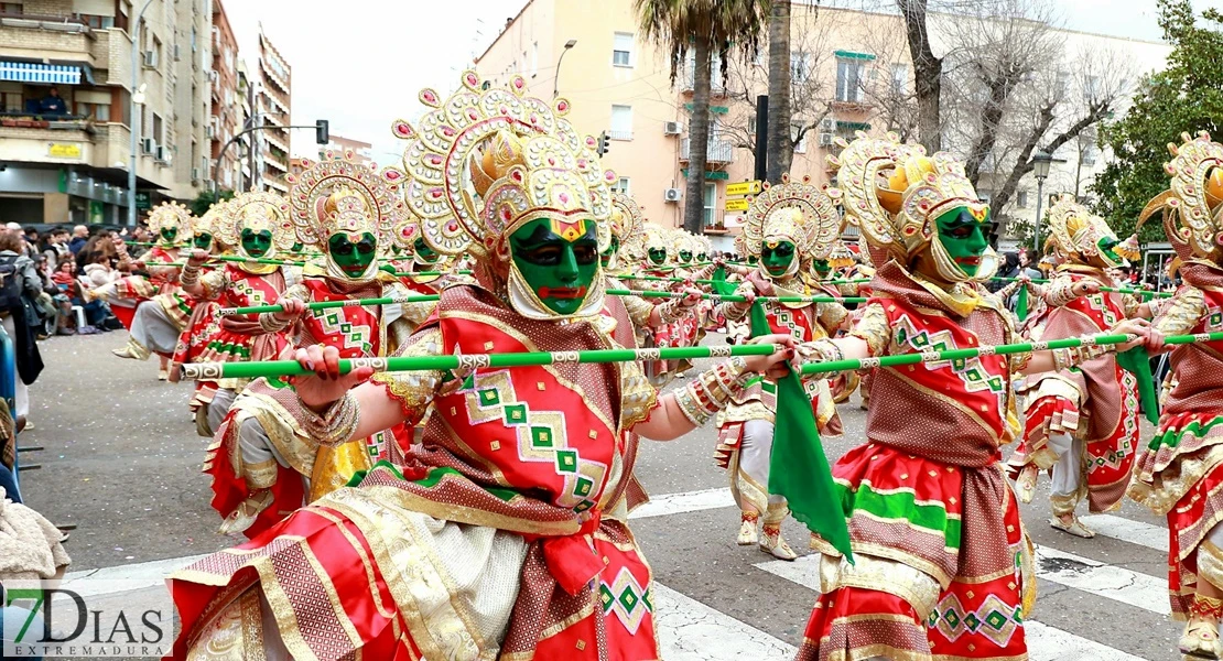 Los mejores planos generales del Desfile de Carnaval de Badajoz 2025