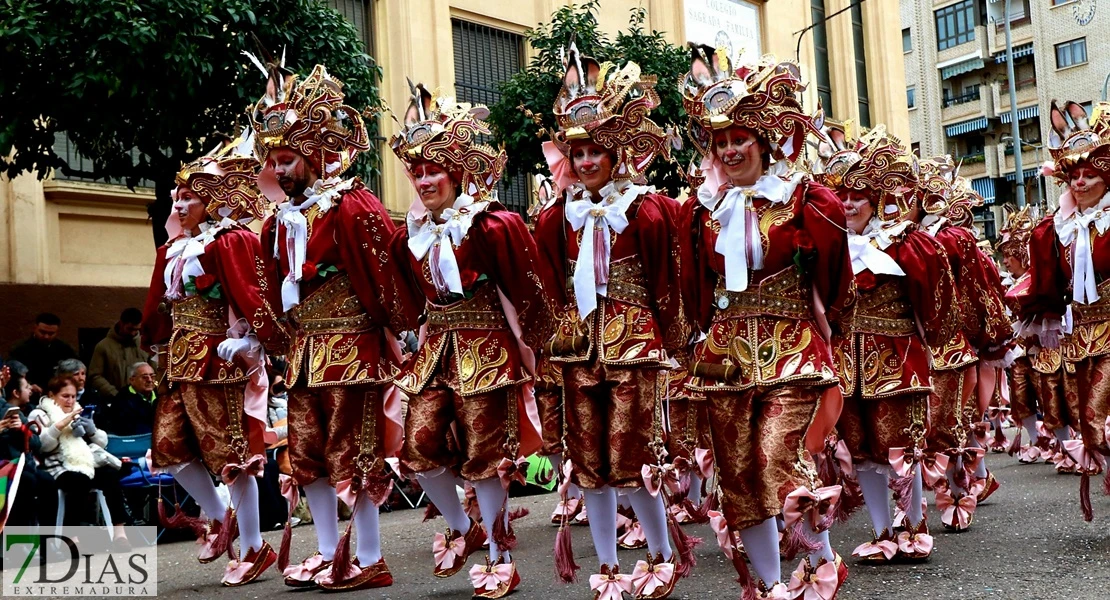 Los mejores planos generales del Desfile de Carnaval de Badajoz 2025