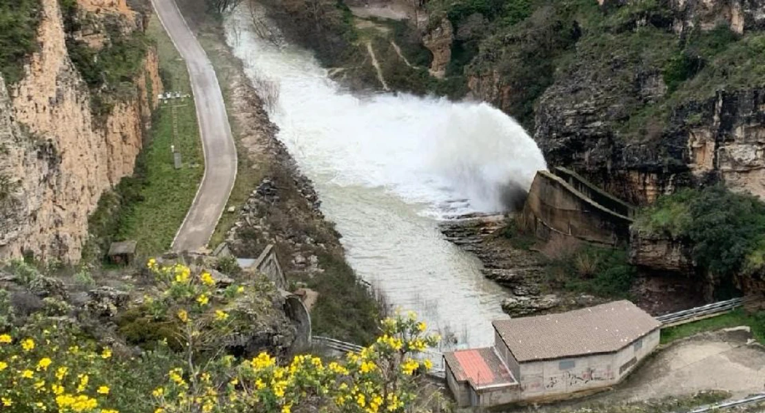 Declaran el aviso de nivel rojo por peligro de inundación en Coria (Cáceres)