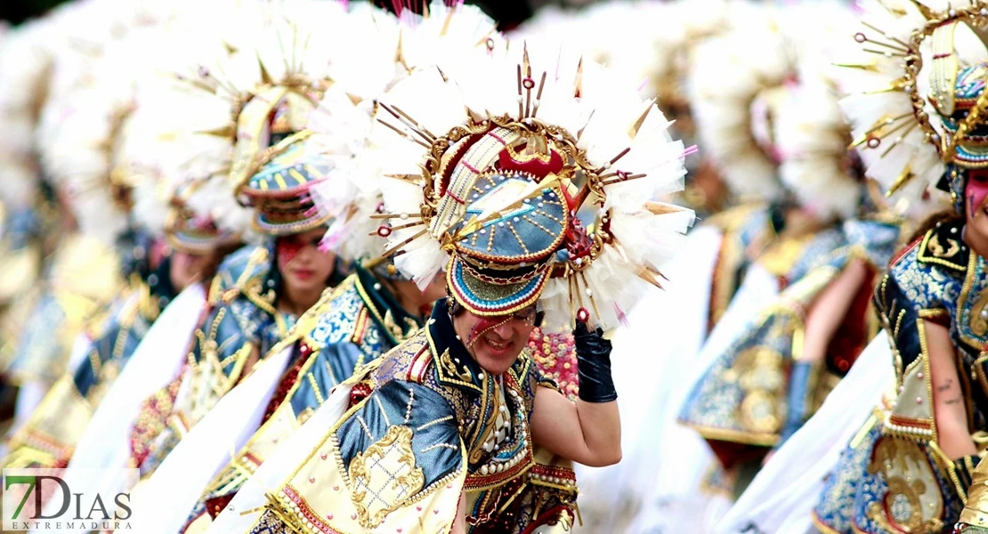 Los mejores planos generales del Desfile de Carnaval de Badajoz 2025