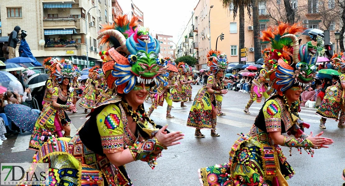 Los mejores planos generales del Desfile de Carnaval de Badajoz 2025