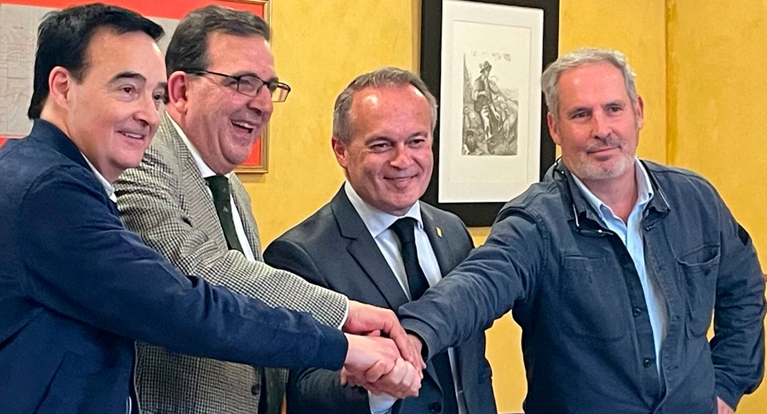 Inmobiliarias extremeñas se alinean con Apamex para impulsar viviendas accesibles